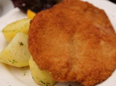 Domowe schabowe jak u babci. Wystarczy dodać jeden składnik