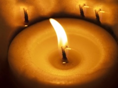 Betlejemskie Światło Pokoju rozbłysło w jasnogórskim sanktuarium