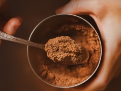 Dietetyczny i zdrowy zamiennik kakao. Doskonałe źródło błonnika i minerałów