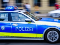 Czworo nastolatków pobiło 13-latka. Młotkami awaryjnymi z autobusu