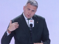 Takiego dowodu, że Polska odwraca się od Jana Pawła II, jeszcze nie było