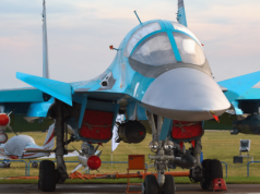 Tragiczny wypadek. Piloci katapultowani w hangarze