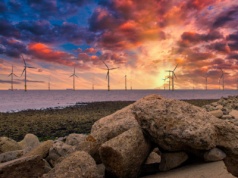 W Polsce powstał pierwszy zakład produkcji morskich wież wiatrowych