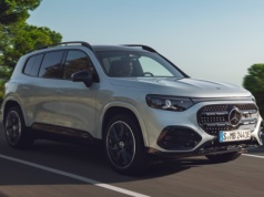 Nowy Mercedes-Benz GLB już jest. Siedmioosobowy SUV powalczy ceną