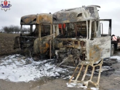 Pożar na placu firmy usługowej. Właściciel liczy milionowe straty