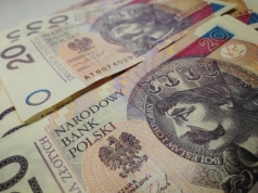 Świąteczny dodatek do pensji dla urzędników. Ile wynosi i kiedy jest wypłacany?