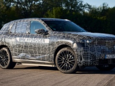 Nowe BMW X5 dostanie napęd, który w Toyocie sprawił, że elegancka limuzyna straciła 60% wartości w dwa lata