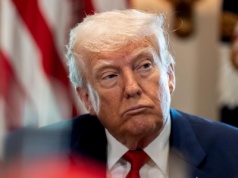 Prezydent USA o walce o Warner Bros Discovery: Najważniejsze są względy antymonopolowe