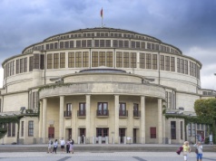 Ten budynek jest dzieckiem wielkiej idei. Przetrwał próbę czasu