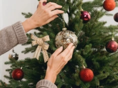 Kiedy ubiera się choinkę? Tradycja kontra współczesne trendy