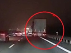 Dramatyczne sceny na autostradzie A4. Pijany rajd rumuńskiego kierowcy tira