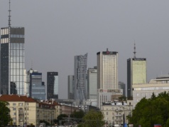 Rozwój Polski wymaga nowych impulsów. "Dotychczasowy model się wyczerpuje"