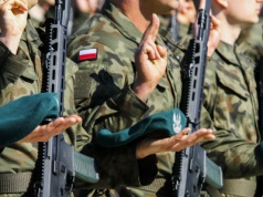 Sondaż: prawie 60% Polaków chce przywrócenia obowiązkowej służby wojskowej