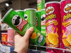 Gigant spożywczy przejmuje producenta Pringlesów. Oto szczegóły