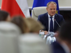 Premier: budowa elektrowni jądrowej ruszy w grudniu