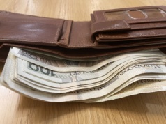 Kurier zgłosił się na policję. Był pośrednikiem w oszustwie „na wnuczka”