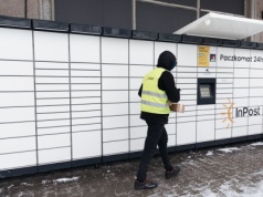 Jeśli się spóźnisz, paczka nie dotrze na święta. Kurierzy wskazują daty i zmieniają zasady dostaw