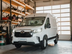 Świąteczne nowinki u Maxusa. Wzmocnienie sieci dealerskiej i model za..pół ceny  