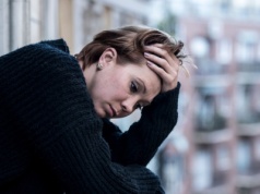 Serce krzyczy: "Nie!". Zerwana więź to jak naruszenie naturalnego poczucia bezpieczeństwa