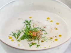 Nie tylko barszcz i grzybowa. Ta świąteczna zupa to idealny wybór