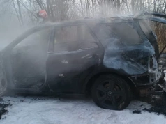 W Wojanowie spłonął Mercedes