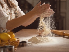 Wygoda czy tradycja? Co czwarty Polak stawia na świąteczny catering