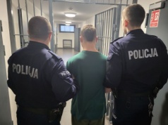 Ukradł ciężarówkę z burakami i uciekał 40-tonowym TIR-em. Sceny jak z filmu akcji