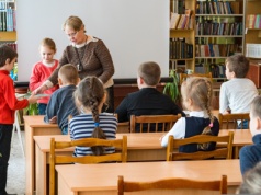 Lekcje to skromny dodatek. Po nich nauczyciele mają najwięcej pracy. "Mityczne 18 godzin"