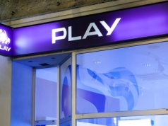 "Play niesłusznie pobiera opłaty od klientów". Prezes UOKiK ukarał P4, klienci otrzymają zwrot