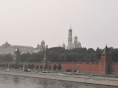 Za murami Kremla. Kto tak naprawdę rządzi Rosją?