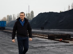 PKP Cargo chce gigantyczne odszkodowanie od Tuska! Za błędy… Morawieckiego