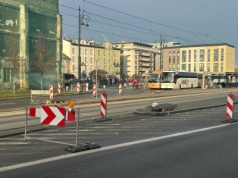 Plac Bohaterów Getta. Nowe przejście ma zakończyć lata karania pieszych (Galeria)