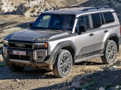 Toyota Land Cruiser z nowym silnikiem. Tanio nie jest
