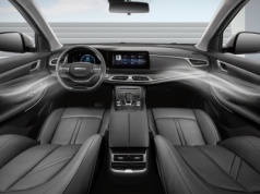 Sprzedają  kilka sztuk miesięcznie, choć to duży i wygodny SUV. Obniżyli cenę do 119 900 zł, by poprawić wyniki