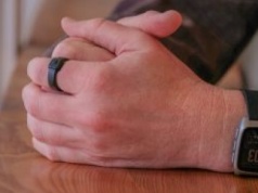 Mów do pierścienia. Pebble Index 01 zaskakuje pomysłem