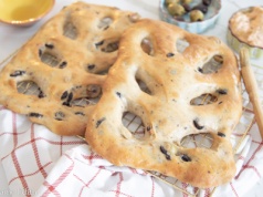 Fougasse z oliwkami – prowansalska kuzynka focaccii