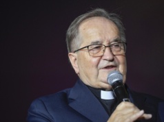 Afera wokół muzeum w Toruniu. O. Rydzyk zeznawał przez 3 godziny