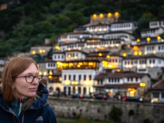 Berat w listopadzie – najbardziej świąteczne miasto w Albanii