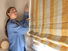 Twoje rolety są szare, zakurzone i wyglądają jak stare? Ten trik sprawi, że będą jak nowe – bez szorowania