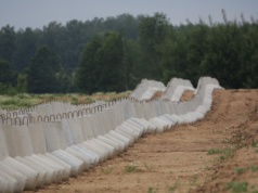 Polska szykuje się na najgorsze? Betonowe "zęby smoka" na granicy