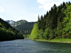 Sromowce, owce i Cyganka – czyli spływ z historią w tle