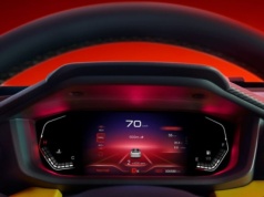 Stylowy sedan z nową ceną. Za 89 900 zł sprzedają doposażone auto