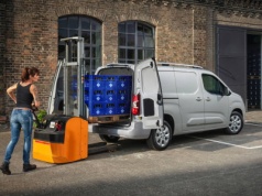 Samochody serwisowane w ASO drożeją. Ile zyskują modele francuskie? Nowy raport ZDS zaskakuje