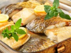 Tak wyfiletujesz karpia i pozbędziesz się ości. Nikt nie będzie musiał grzebać w rybie