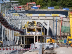 Groźny incydent na budowie tunelu w Męcinie. 20-latek strzelał z broni pneumatycznej