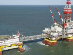 Ukraińskie drony uderzyły w platformę Łukoilu. Pierwszy taki atak na Morzu Kaspijskim