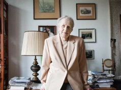 Odsłonięcie tablicy pamiątkowej poświęconej Józefie Hennelowej oraz prof. Jackowi Hennelowi