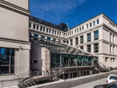 Grupa LPP zakłada 33-34 mld zł sprzedaży i capex 2,35 mld zł w strategii na 2025-2027