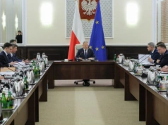 Problematyczny sondaż. Polacy zostali zapytani o obietnice Koalicji 15 Października