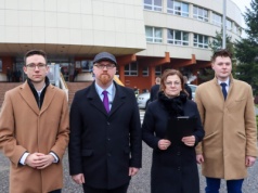 „NFZ zbankrutował” – działacze Konfederacji alarmują